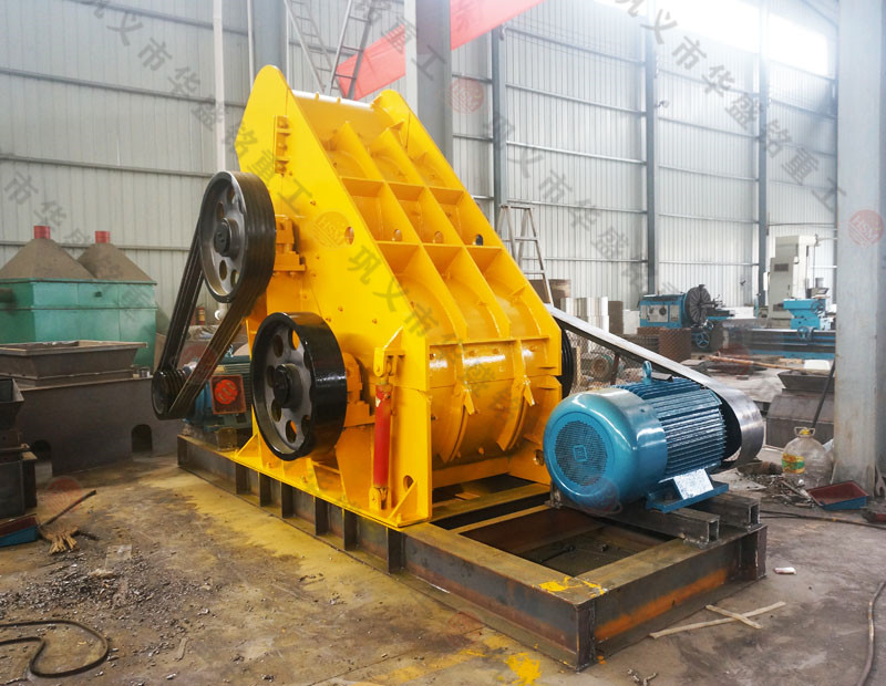 石渣雙級(jí)無(wú)篩底粉碎機(jī)格多少？可粉碎哪些物料？