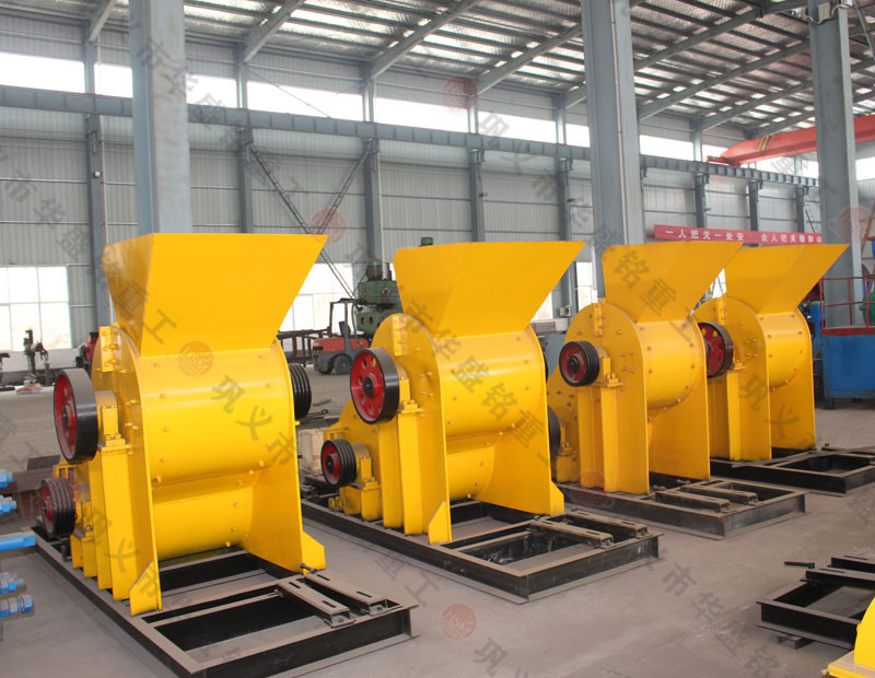 在河南投資一臺磚廠用雙級無篩底粉碎機多少錢？