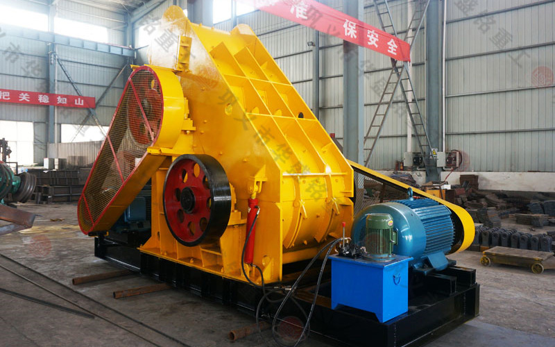 頁巖粉碎機價格是多少？哪里的小型粉碎機廠家